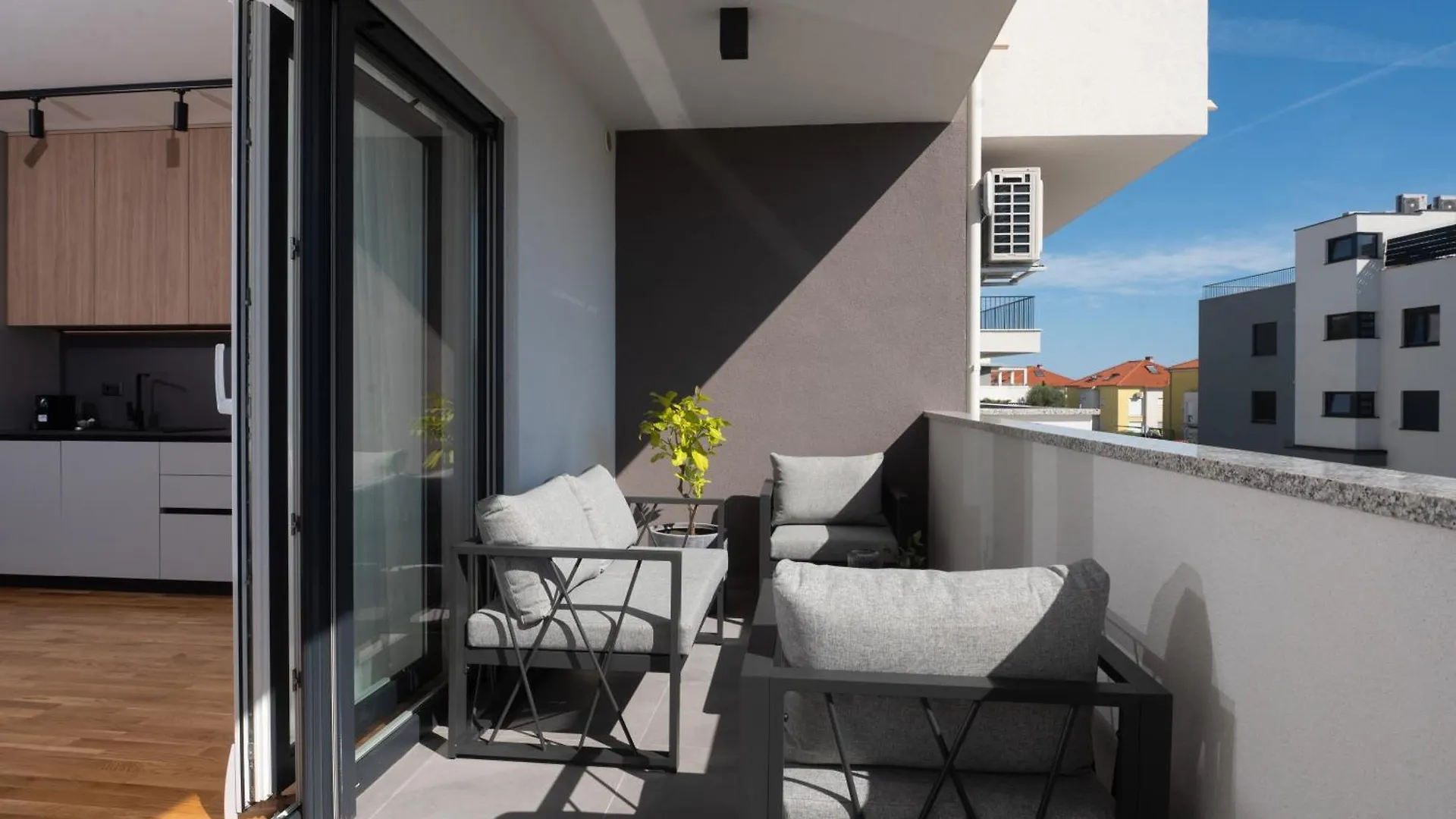 Apartment Olive Hills 자다르